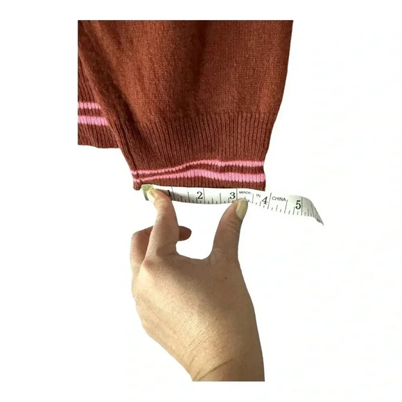 Le Superbe Cashmere Sequin Patch Silly Tiger Cardigan Maroon Sz L - Picture 9 of 11